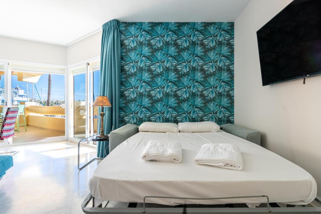 Wintowinrentals Luxury And Sea View Inside Puerto Marina Benalmádena Exterior foto