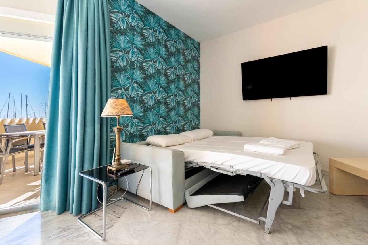 Wintowinrentals Luxury And Sea View Inside Puerto Marina Benalmádena Exterior foto
