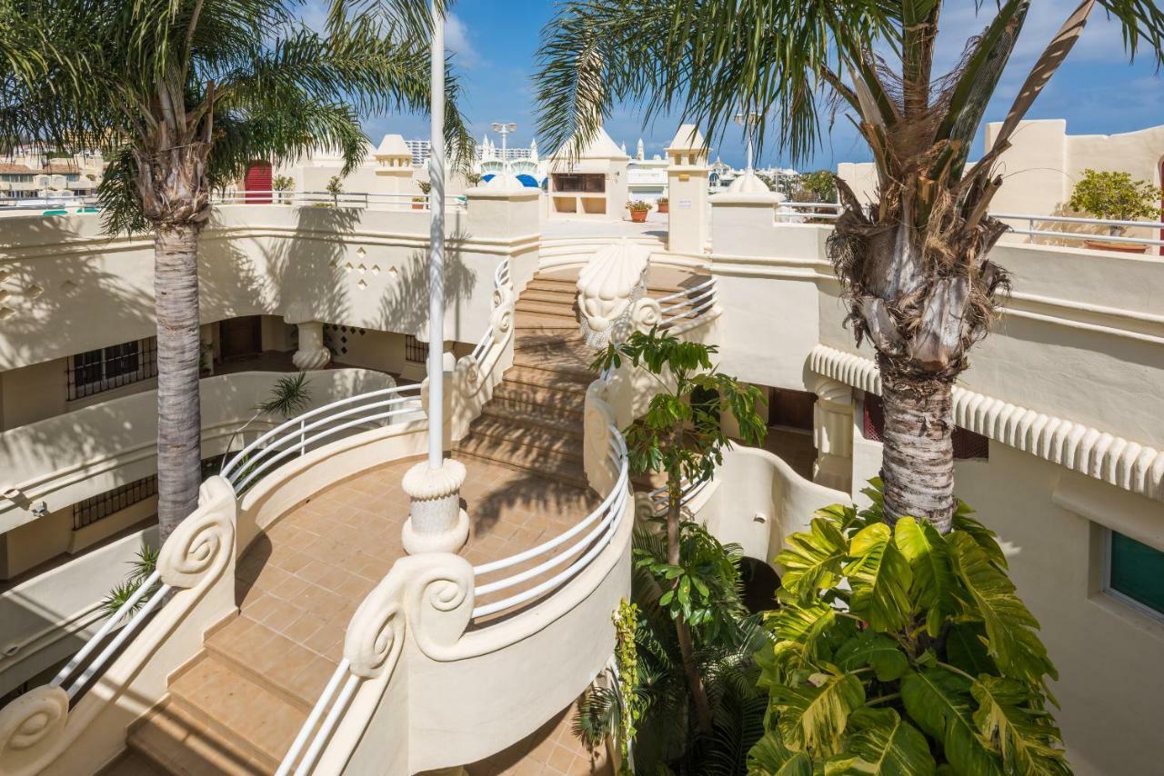 Wintowinrentals Luxury And Sea View Inside Puerto Marina Benalmádena Exterior foto
